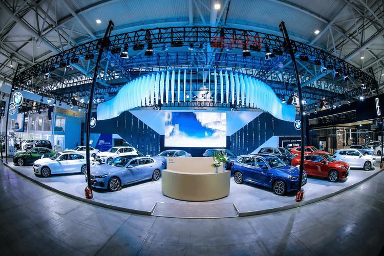 2024热血嘉年华:BMW M再现极致驾驶乐趣