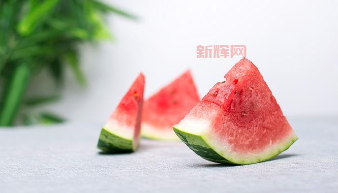 山楂与西瓜：哪种水果含糖量更高？