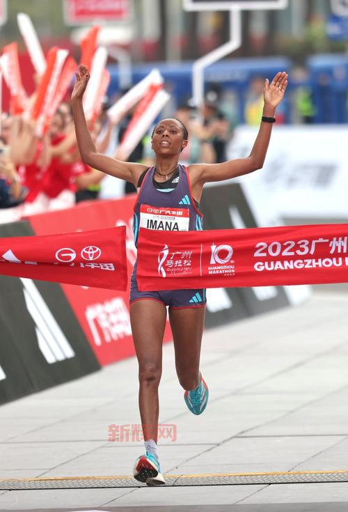 今日马拉松精彩瞬间，这些画面你绝对不能错过！