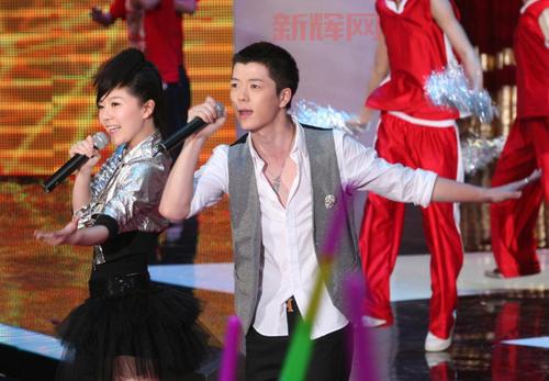 18禁男无遮挡免：惊艳视听的韩国动作成人秀