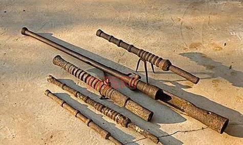 火枪出什么装备？最佳出装顺序与推荐装备解析