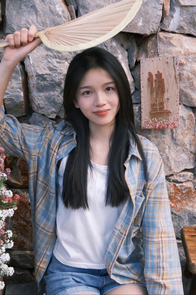 小小羊我爱你APP - 畅享视频交友与线下活动