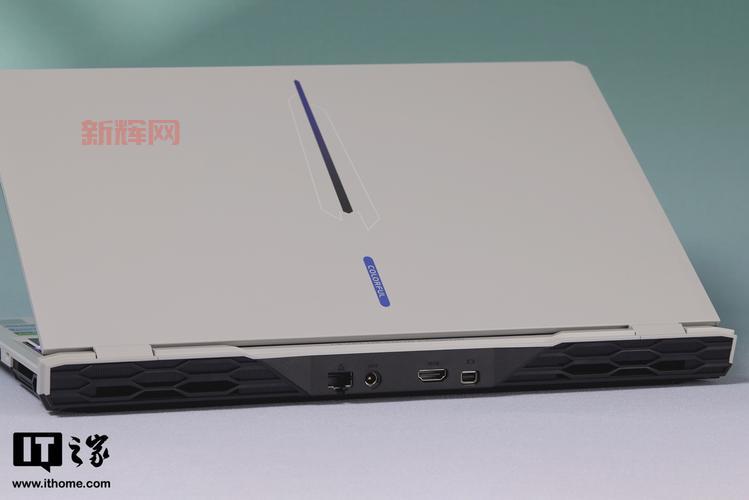 七彩虹隐星P15笔记本:硬核性能与时尚设计的完美结合