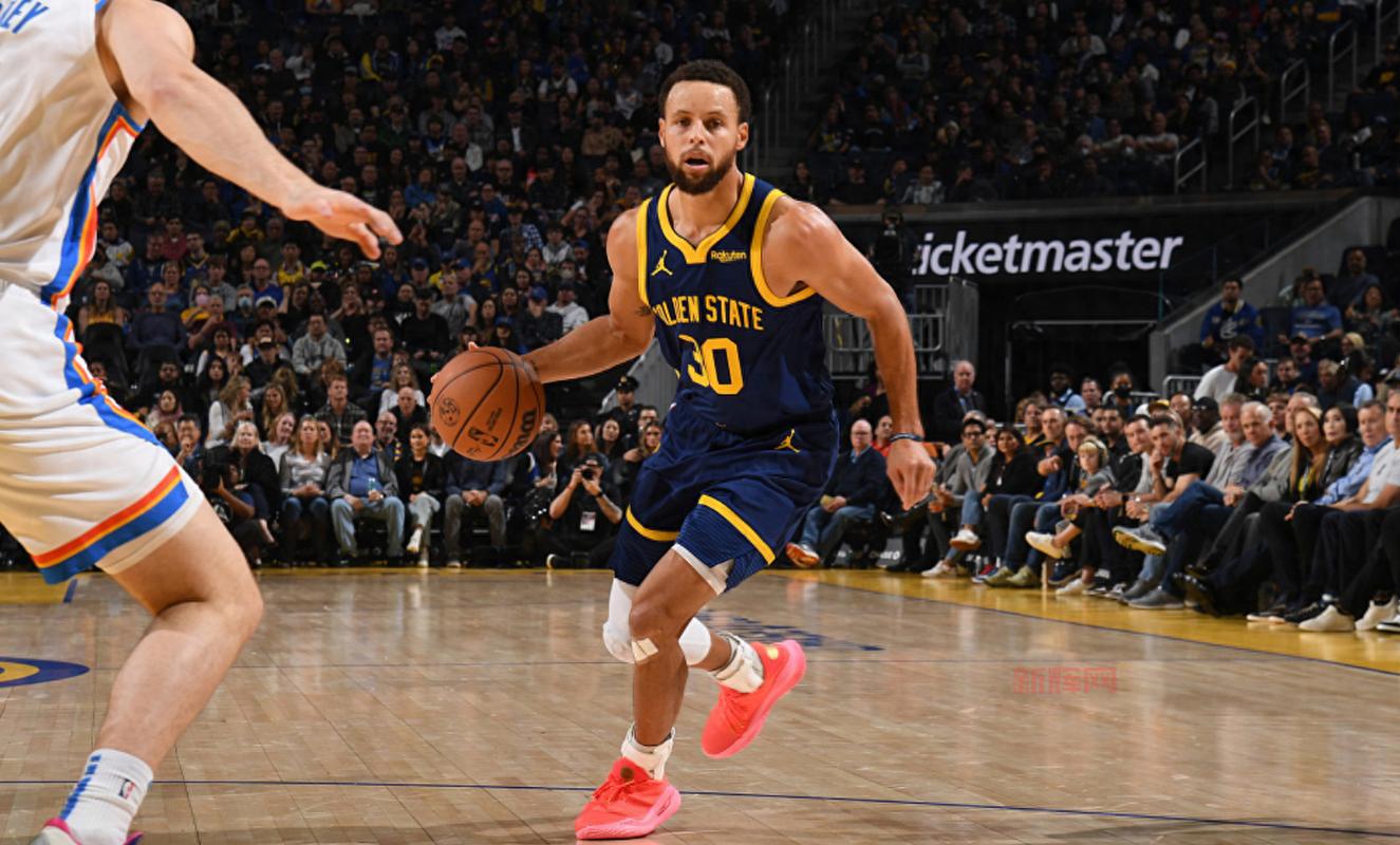 勇士主场战胜爵士，普尔爆发带领球队逆转！