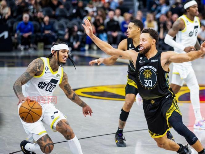 勇士主场战胜爵士，普尔爆发带领球队逆转！