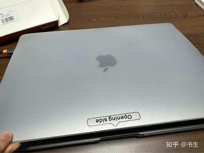 Runewatch符文手表使用评测：功能、性能及优缺点分析