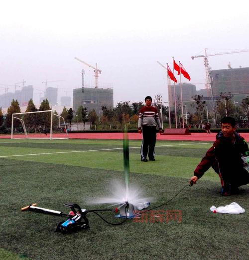 水火箭如何发射?深入解析水火箭的工作原理