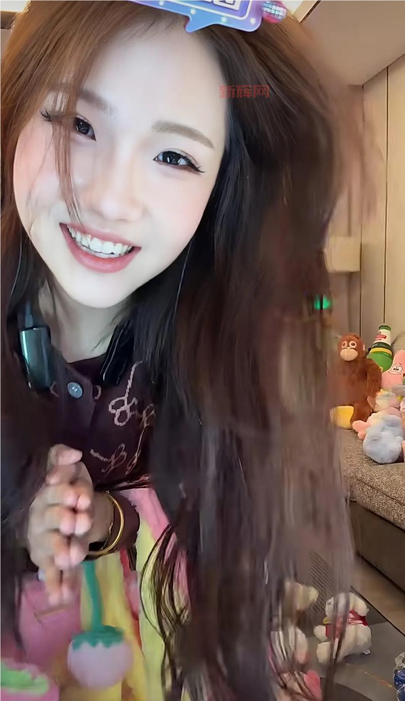 妖精直播好玩吗？真人视频聊天室等你来