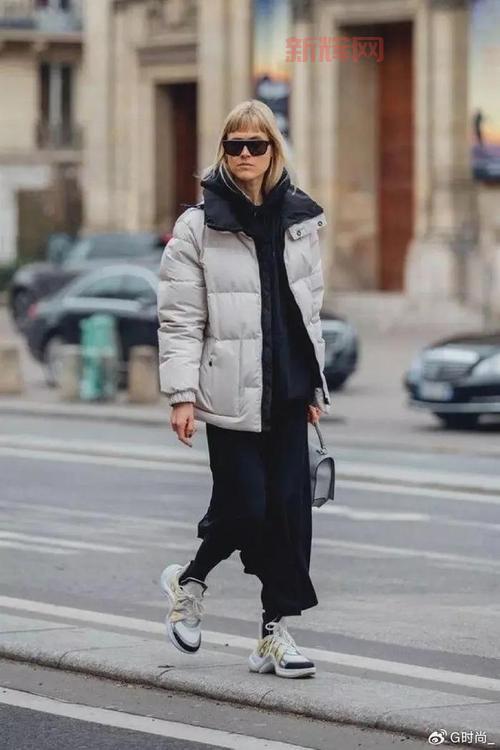 甲子三组(JiaziSanzu)男装羽绒服:20年匠心品质与时尚并存