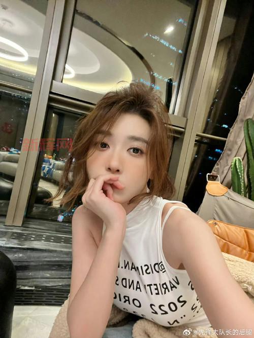 聂小雨黑皮衣为什么这么火?看完你就知道了!