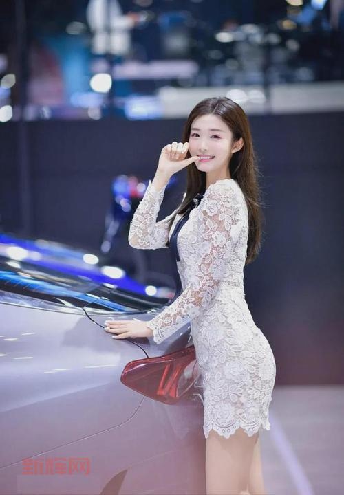 2013北京车展哪些车模好看？现场照片抢先看！