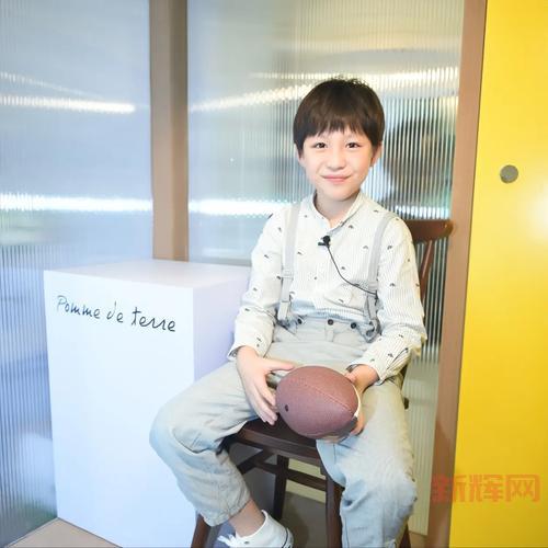 朱佳煜父母是做什么工作的?关于他们的职业信息揭秘。